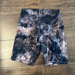 Lululemon align biker shorts